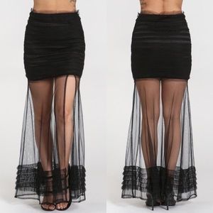 ♠️ Scrunched Tiered Mesh Mini Maxi Skirt